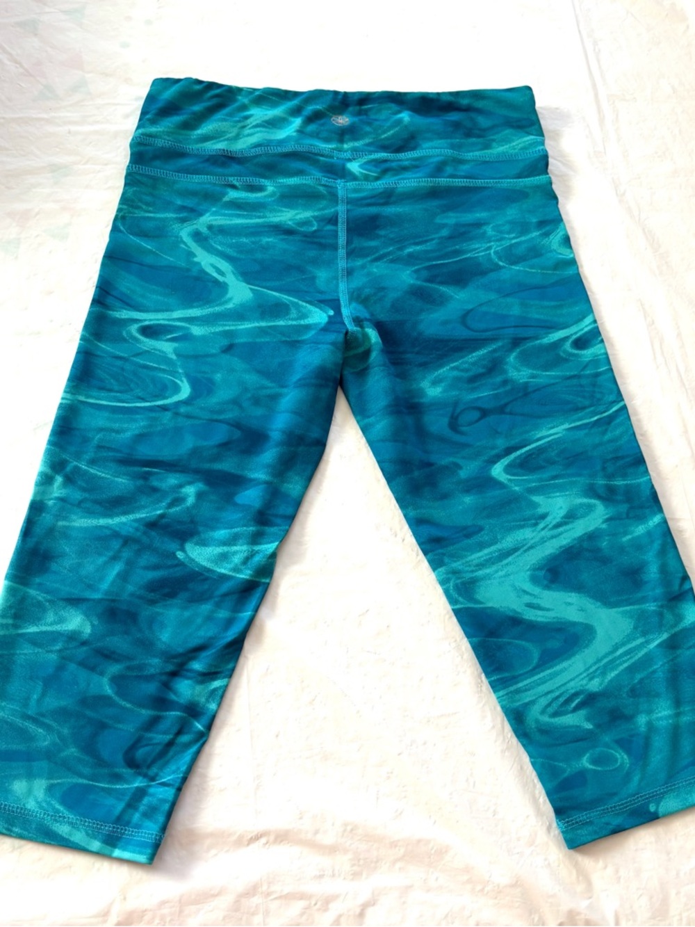 NWOT GAIAM Blue Splash Swirl Capri Leggings High Waist Activewear SZ M - Picture 2 of 9